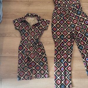 Noble Geometric Patterned Utility suit. EUC WORN ONCE SZ TODDLER 2-3